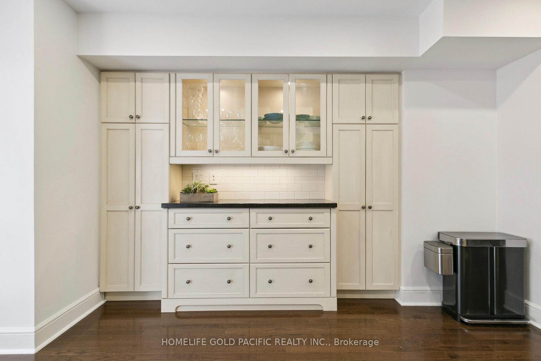 Photo 21 of Unit TH 1, 151 Merton Street, Toronto, Mount Pleasant West — HOMEH