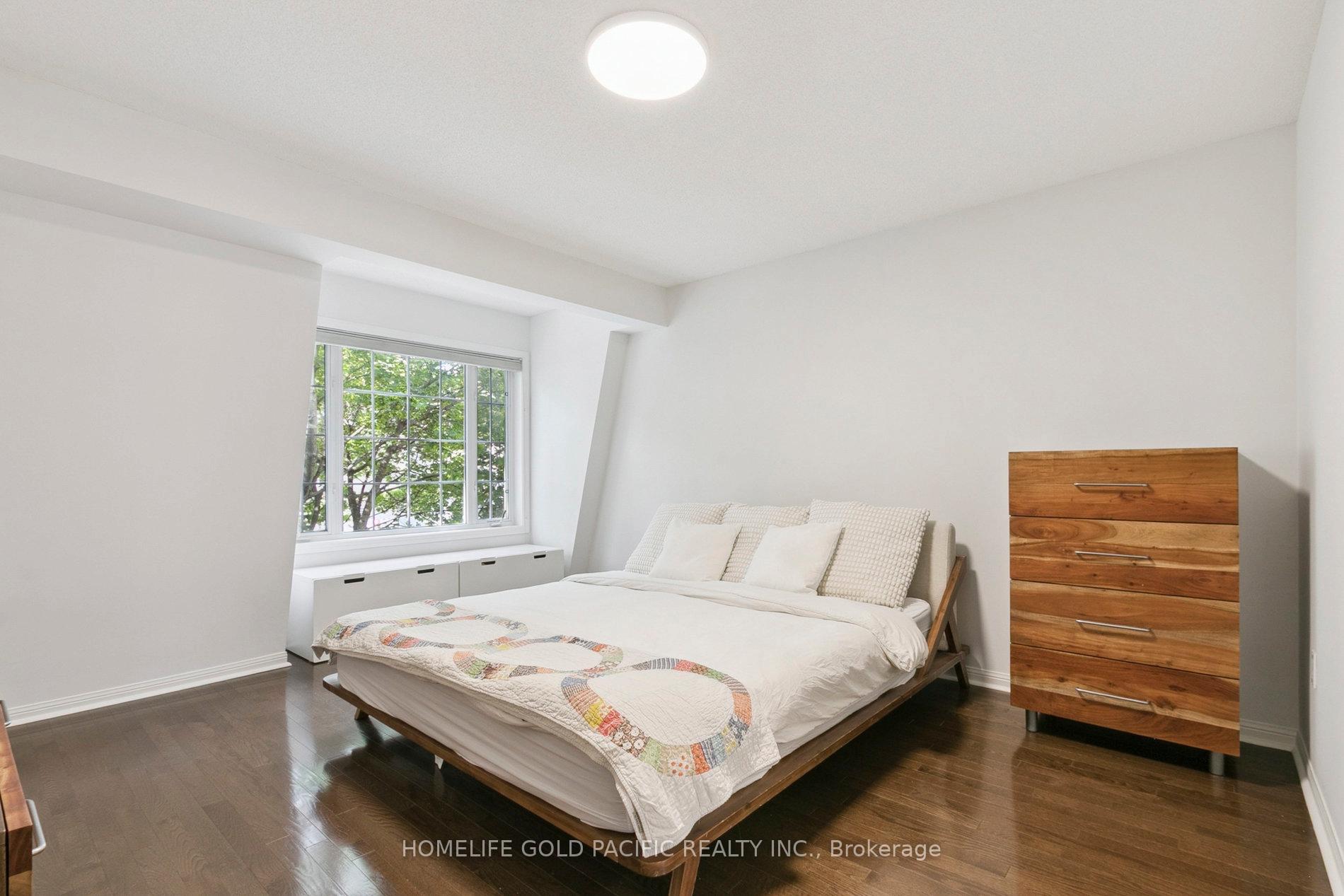 Photo 16 of Unit TH 1, 151 Merton Street, Toronto, Mount Pleasant West — HOMEH