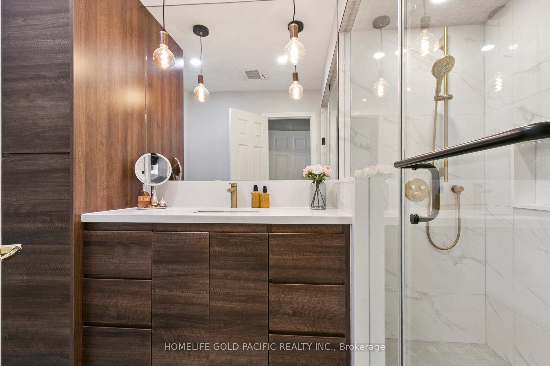 Photo 24 of Unit TH 1, 151 Merton Street, Toronto, Mount Pleasant West — HOMEH