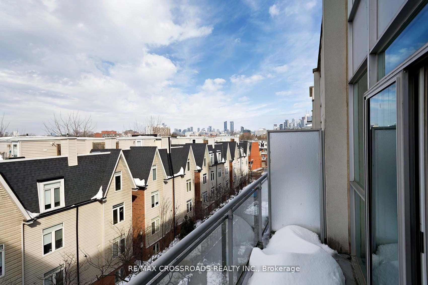Photo 7 of Unit 526, 954 King Street W, Toronto, Niagara — HOMEH