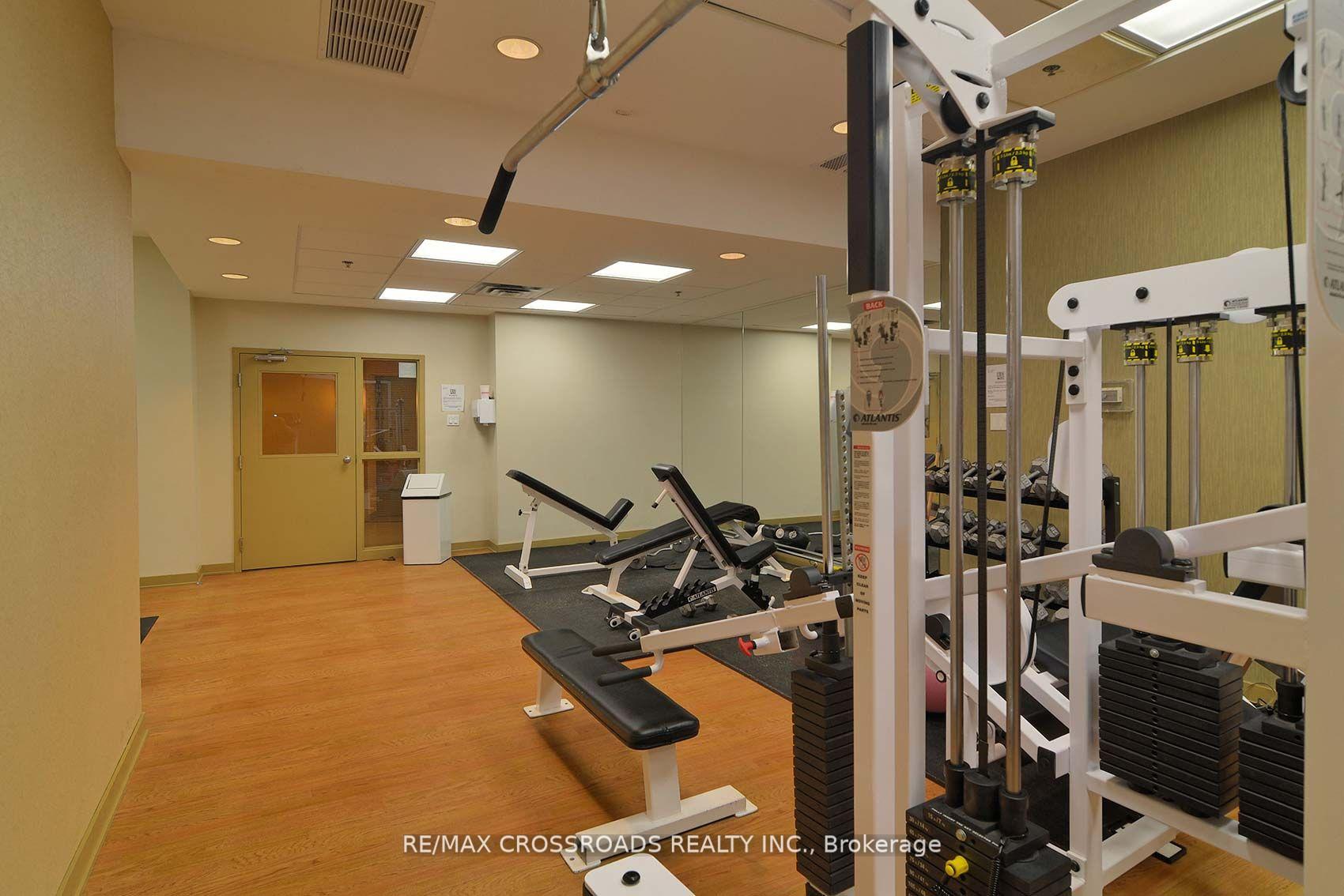 Photo 17 of Unit 526, 954 King Street W, Toronto, Niagara — HOMEH