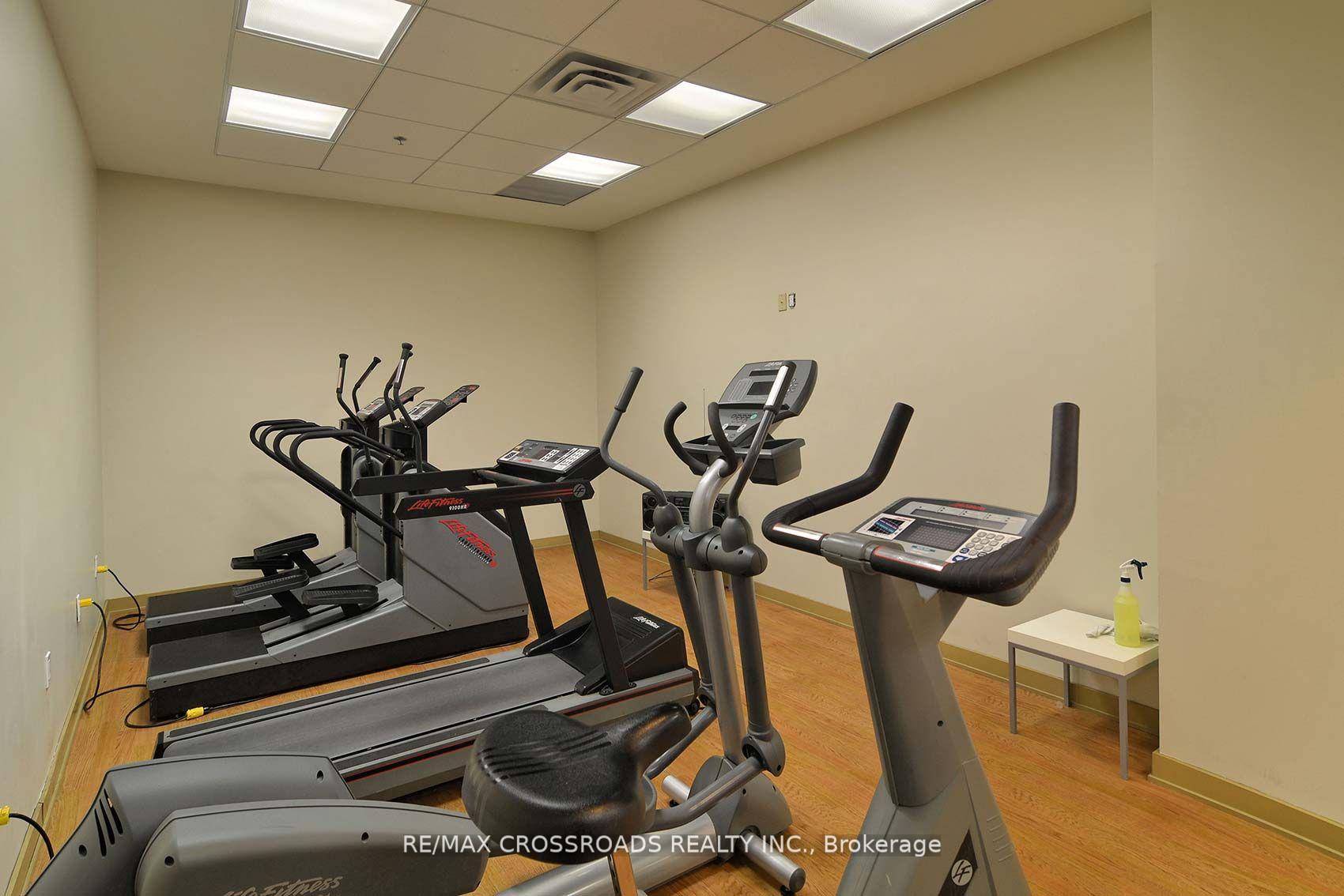 Photo 15 of Unit 526, 954 King Street W, Toronto, Niagara — HOMEH