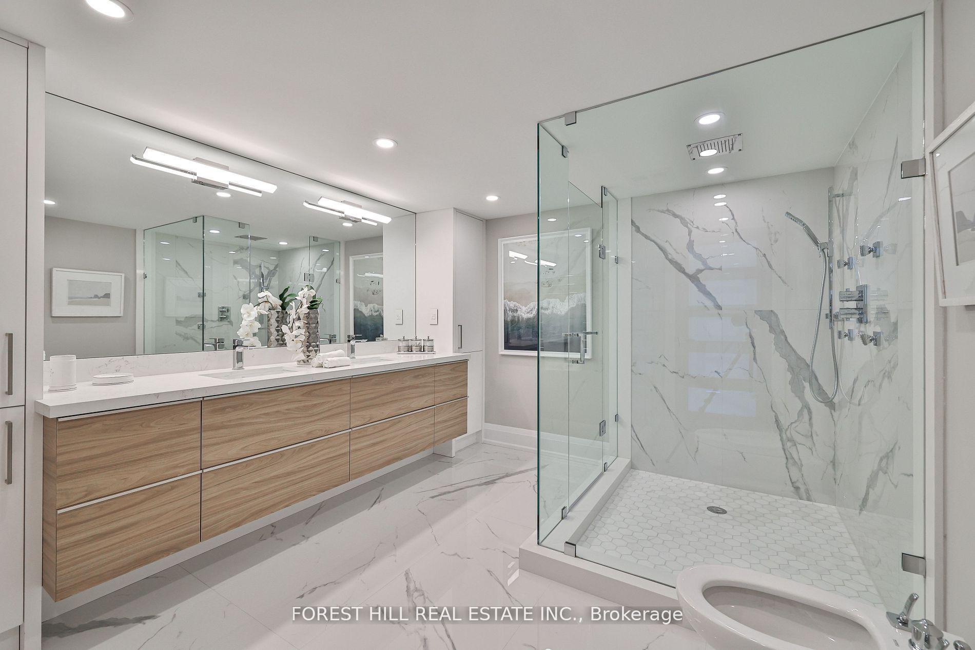 Photo 24 of Unit LPH 2702, 33 University Avenue, Toronto, Waterfront Communities — HOMEH