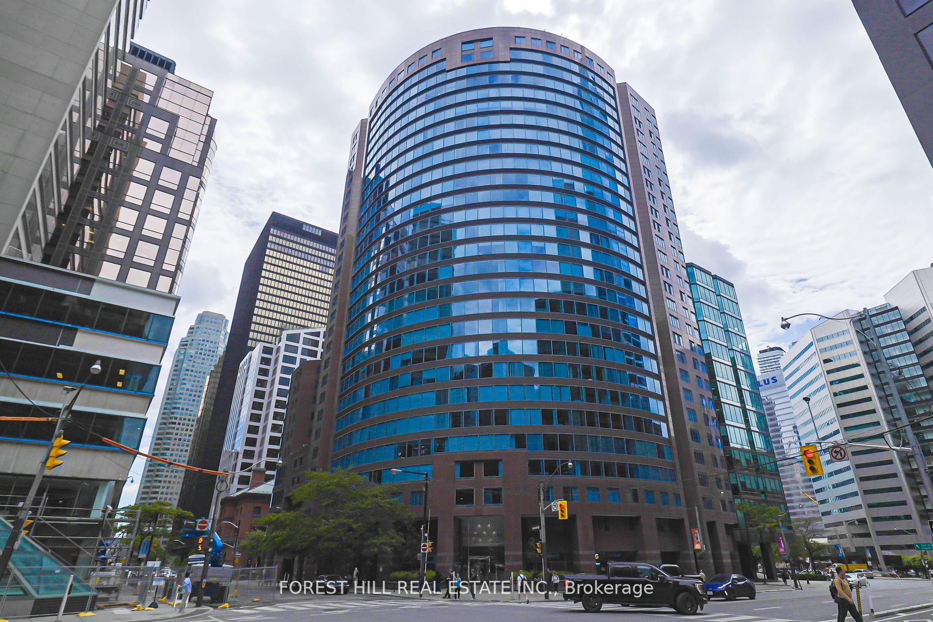 Photo 27 of Unit LPH 2702, 33 University Avenue, Toronto, Waterfront Communities — HOMEH