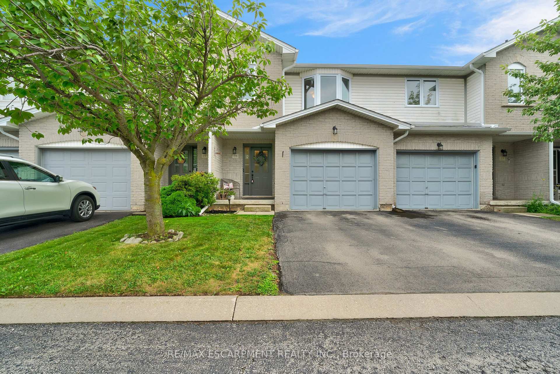 Photo 1 of Unit 28, 800 Paramount Drive, Hamilton, Stoney Creek Mountain — HOMEH