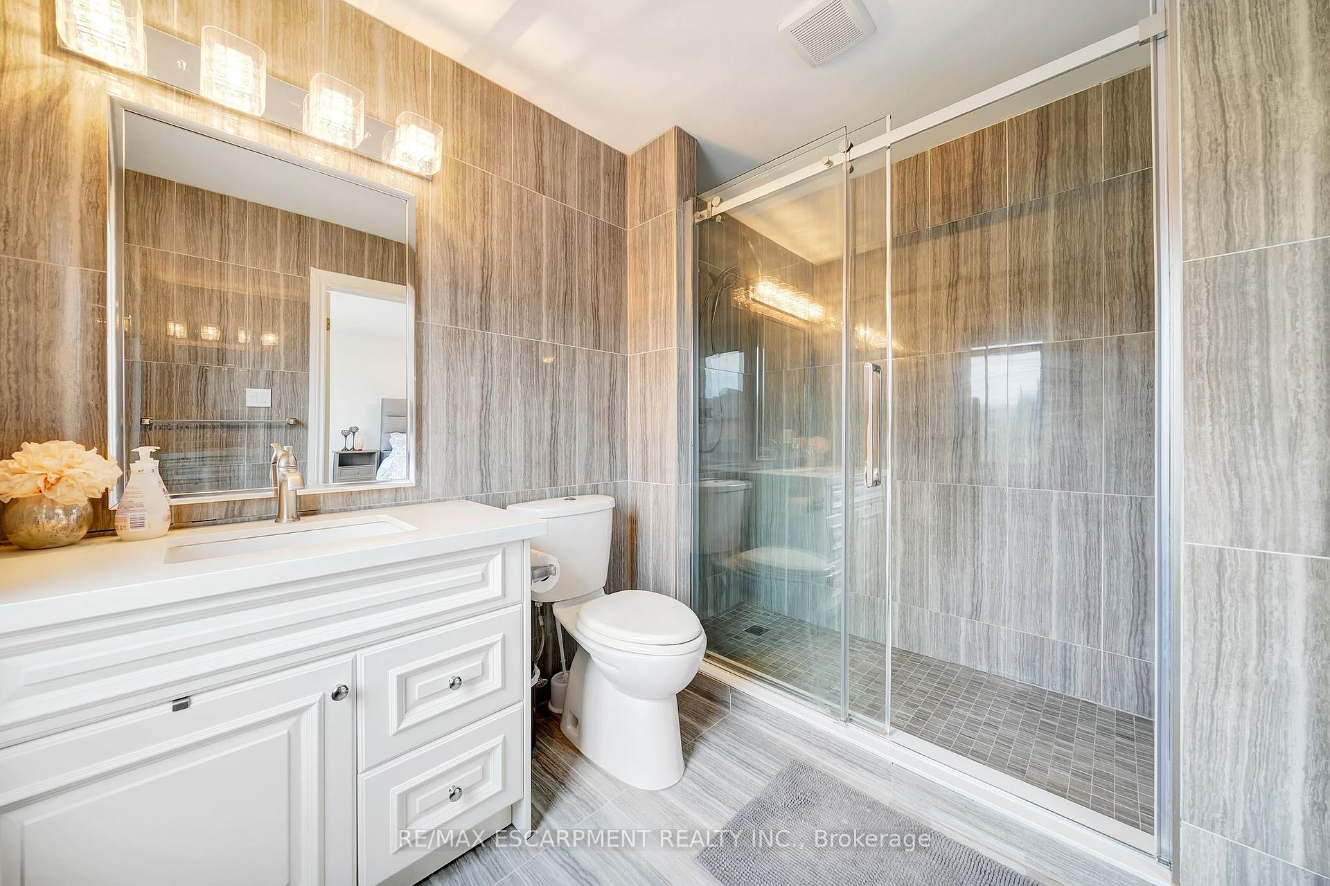 Photo 31 of Unit 28, 800 Paramount Drive, Hamilton, Stoney Creek Mountain — HOMEH
