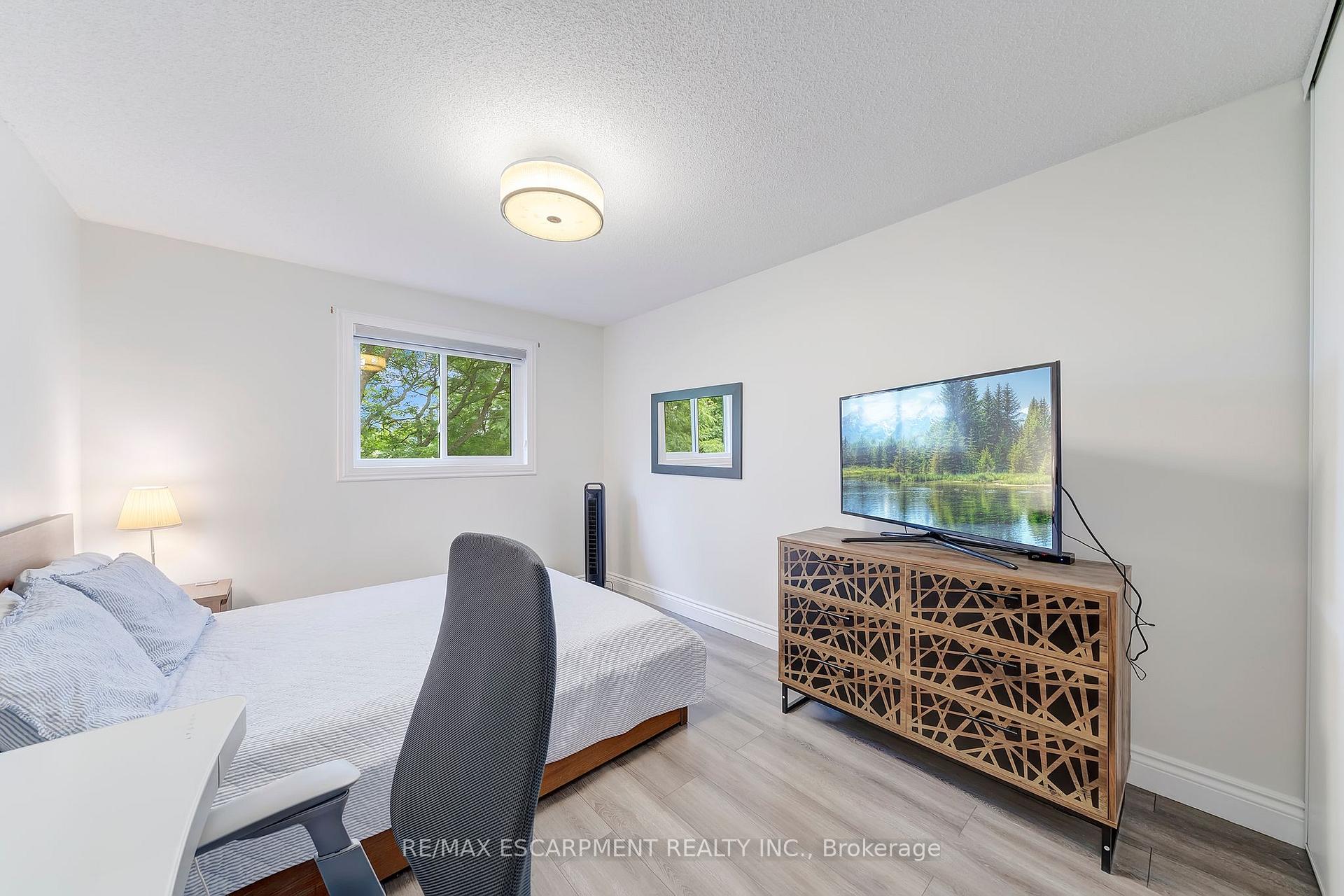 Photo 24 of Unit 28, 800 Paramount Drive, Hamilton, Stoney Creek Mountain — HOMEH