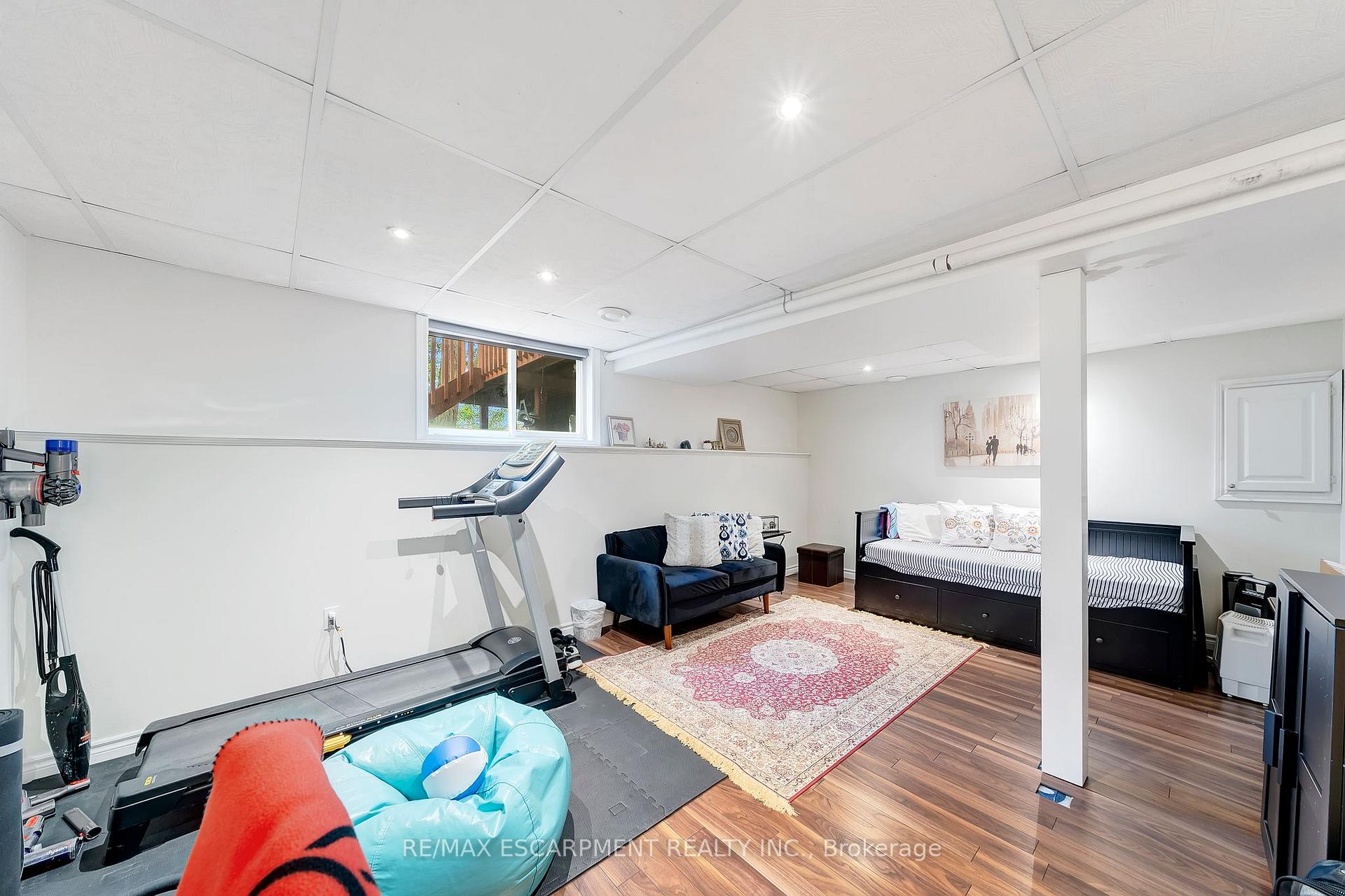 Photo 19 of Unit 28, 800 Paramount Drive, Hamilton, Stoney Creek Mountain — HOMEH