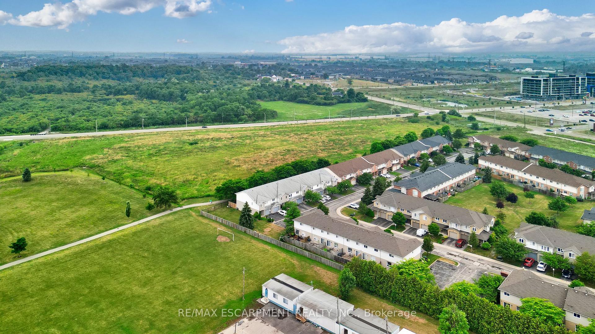 Photo 36 of Unit 28, 800 Paramount Drive, Hamilton, Stoney Creek Mountain — HOMEH