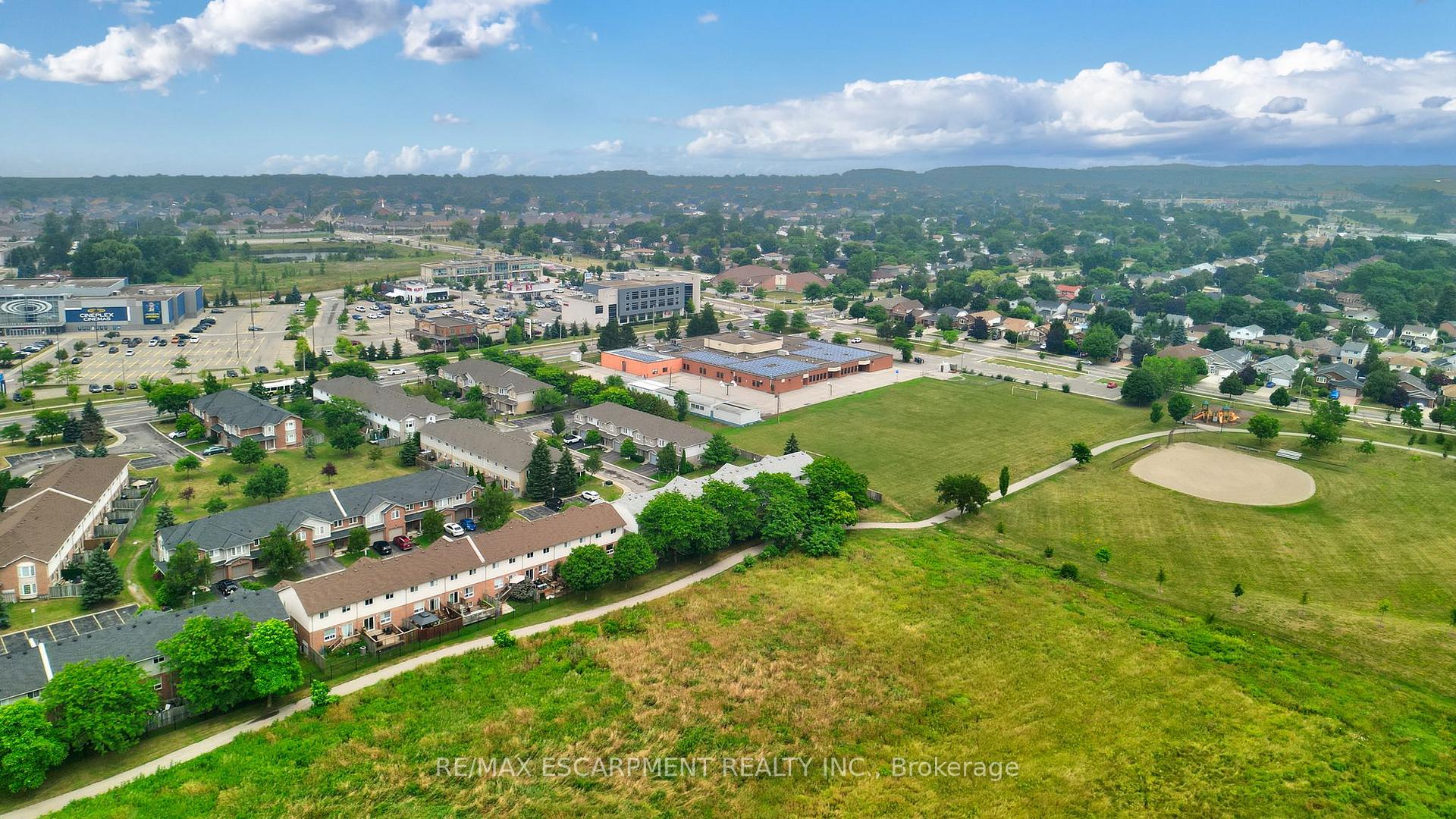 Photo 28 of Unit 28, 800 Paramount Drive, Hamilton, Stoney Creek Mountain — HOMEH