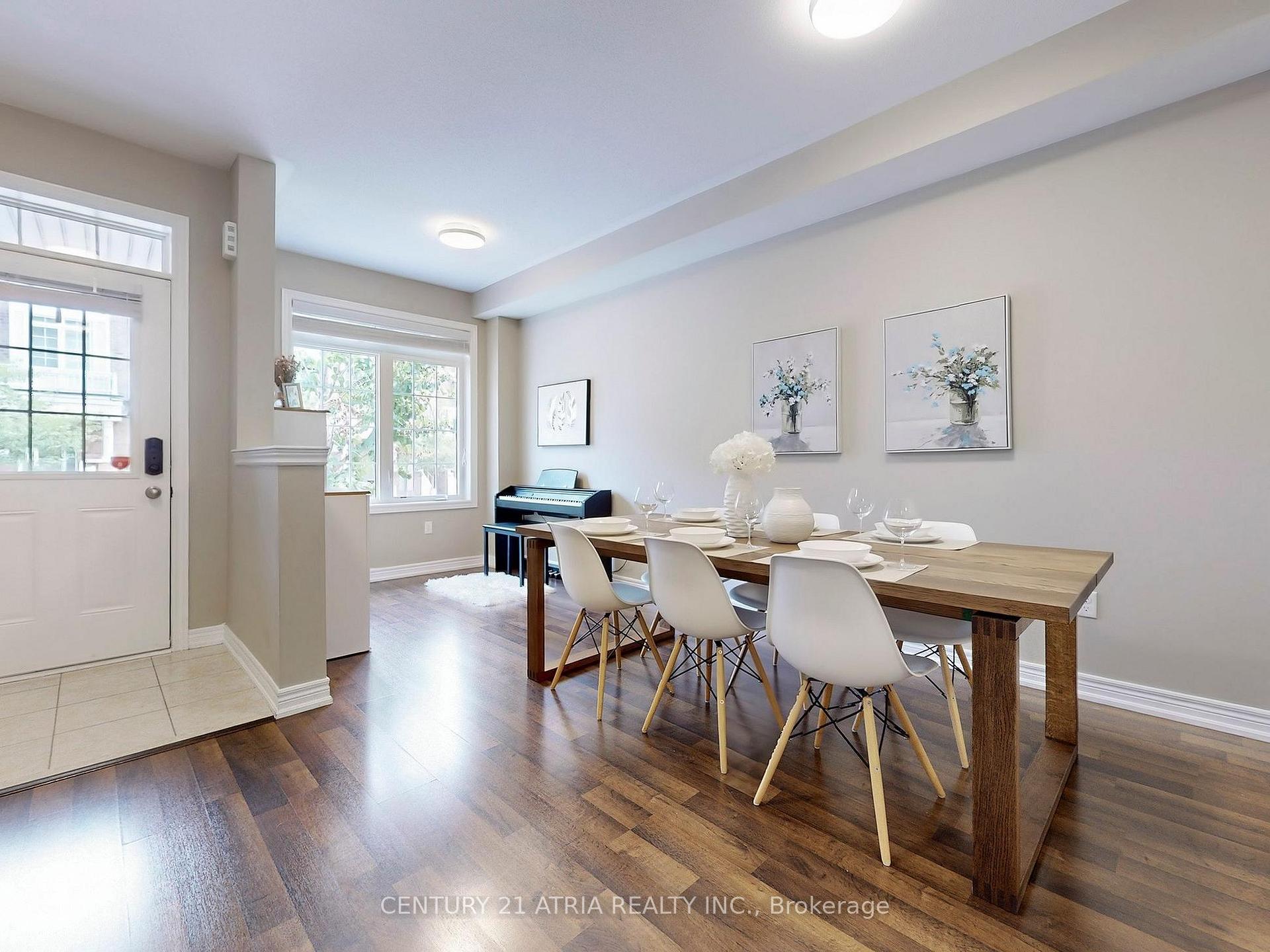 Photo 3 of 12 Roy Grove Way, Markham, Greensborough — HOMEH