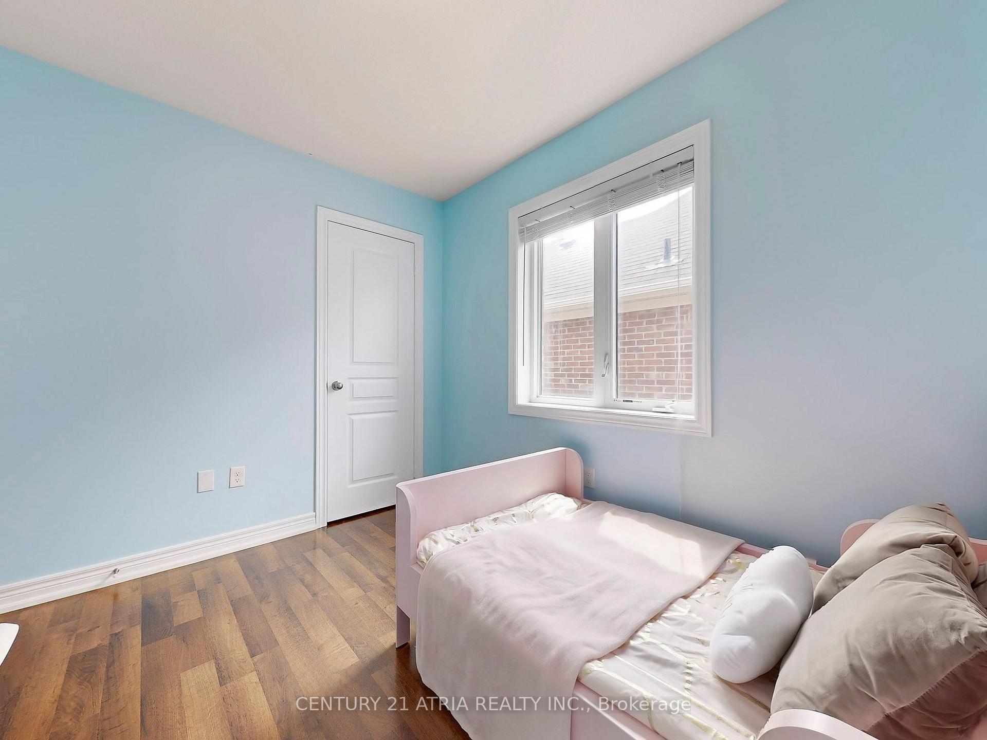 Photo 2 of 12 Roy Grove Way, Markham, Greensborough — HOMEH