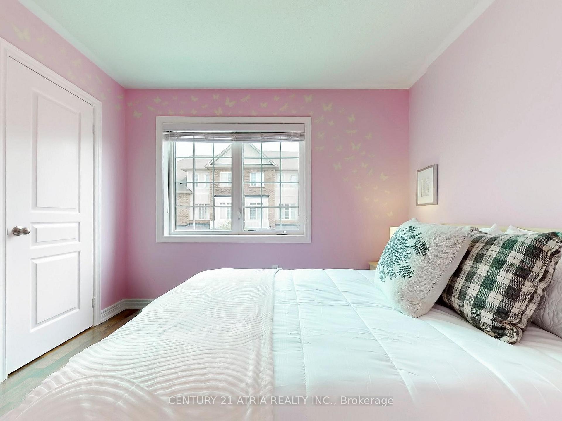 Photo 26 of 12 Roy Grove Way, Markham, Greensborough — HOMEH
