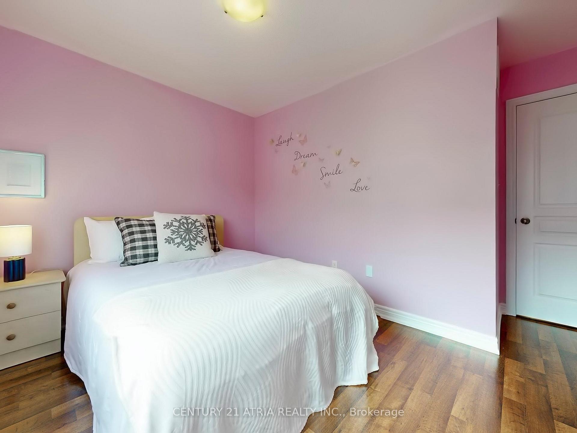 Photo 22 of 12 Roy Grove Way, Markham, Greensborough — HOMEH