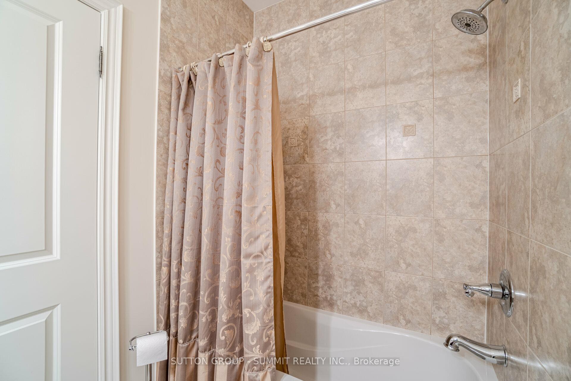 Photo 19 of Unit 505, 60 Ann Street, Caledon, Bolton West — HOMEH