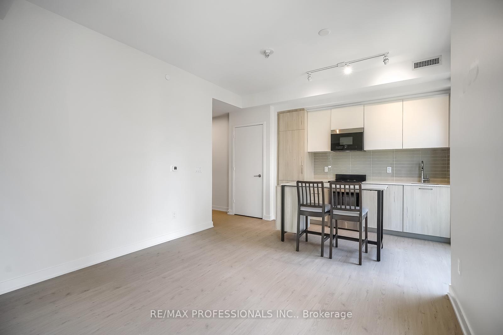 Photo 3 of Unit 1506, 65 Mutual Street, Toronto, Church-Yonge Corridor — HOMEH