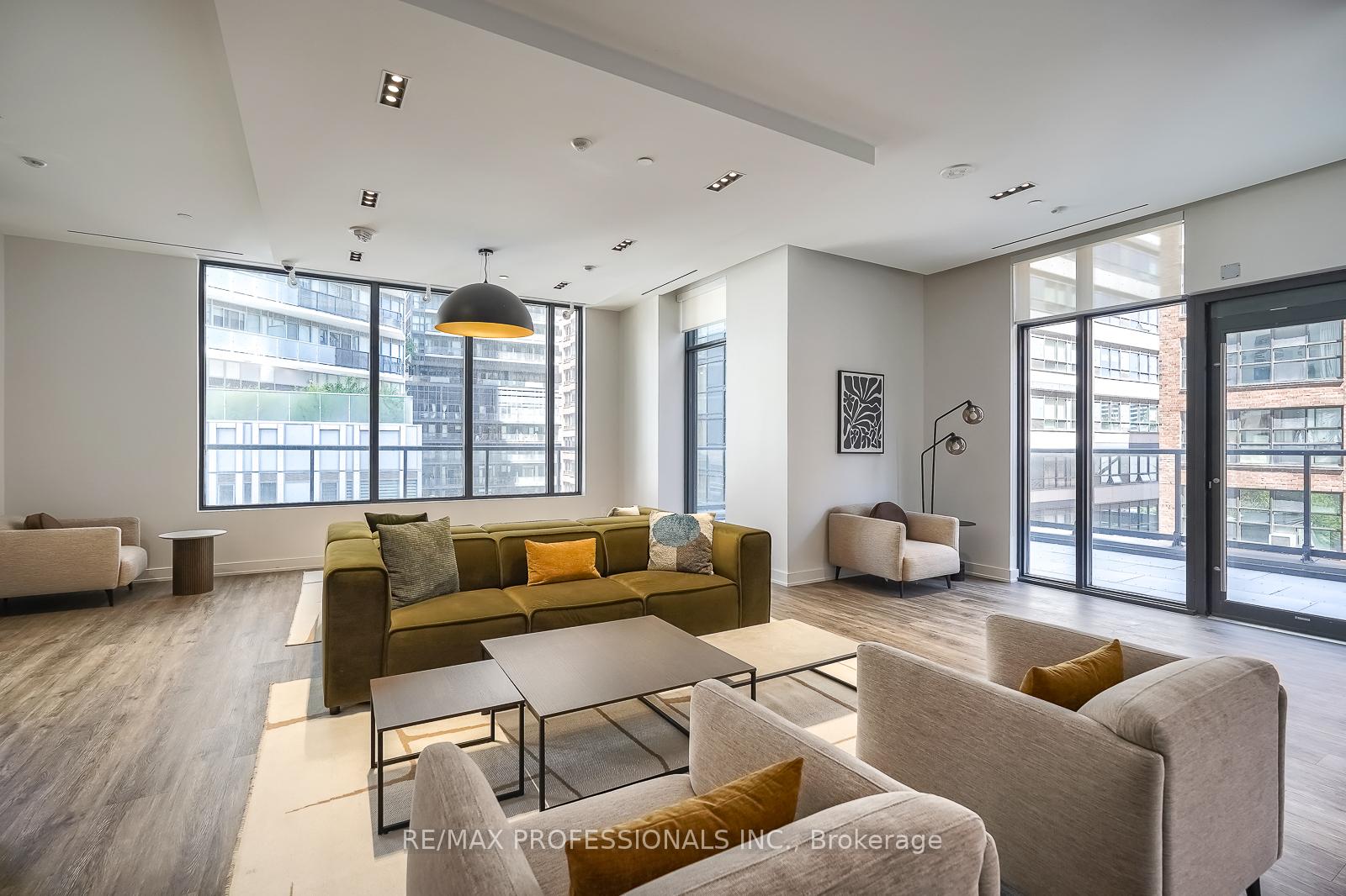 Photo 33 of Unit 1506, 65 Mutual Street, Toronto, Church-Yonge Corridor — HOMEH