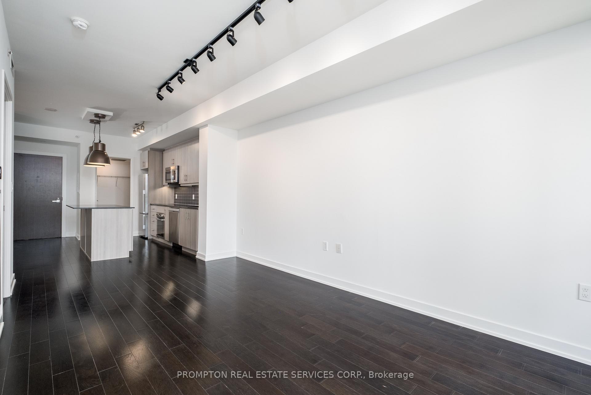 Photo 2 of Unit 807, 1 The Esplanade, Toronto, Waterfront Communities — HOMEH