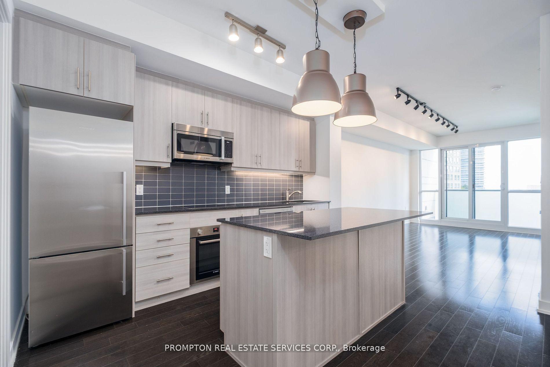Photo 3 of Unit 807, 1 The Esplanade, Toronto, Waterfront Communities — HOMEH