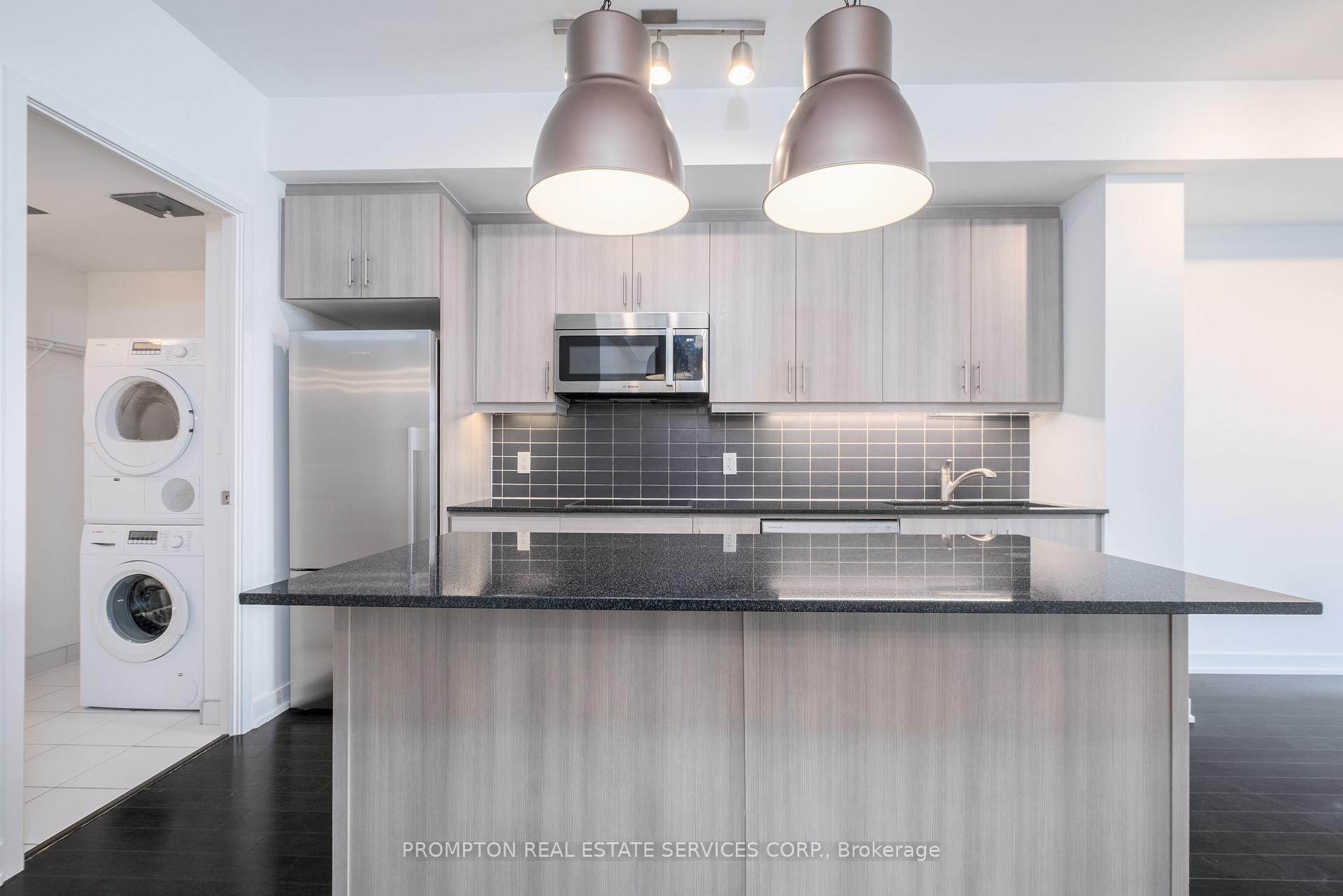 Photo 4 of Unit 807, 1 The Esplanade, Toronto, Waterfront Communities — HOMEH