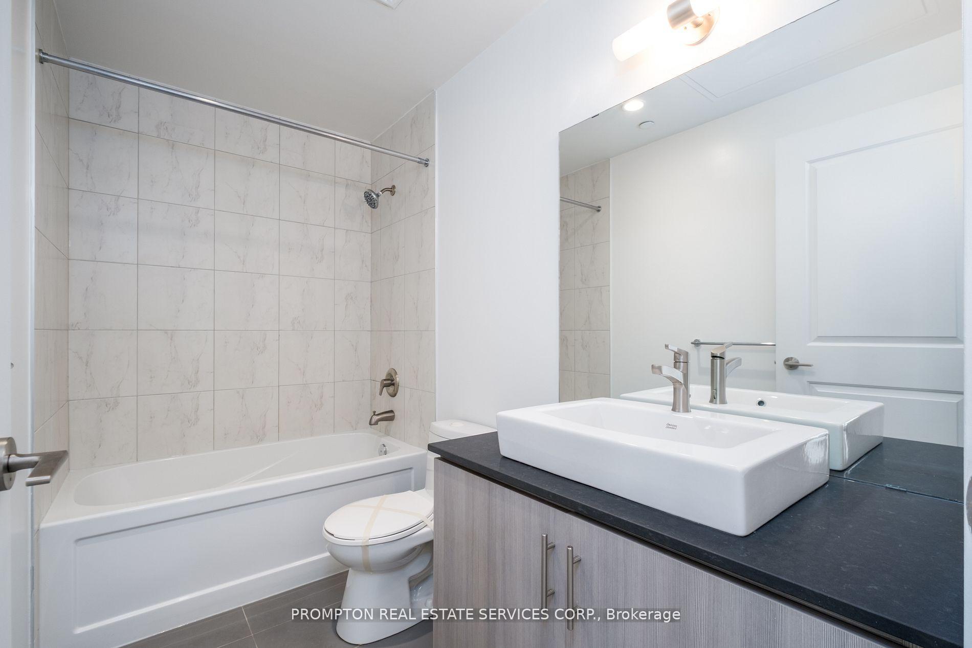 Photo 12 of Unit 807, 1 The Esplanade, Toronto, Waterfront Communities — HOMEH