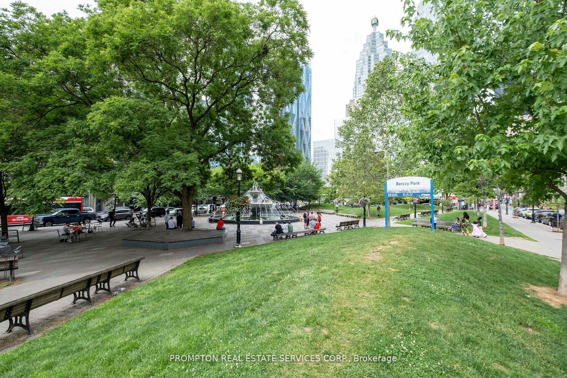 Photo 28 of Unit 807, 1 The Esplanade, Toronto, Waterfront Communities — HOMEH