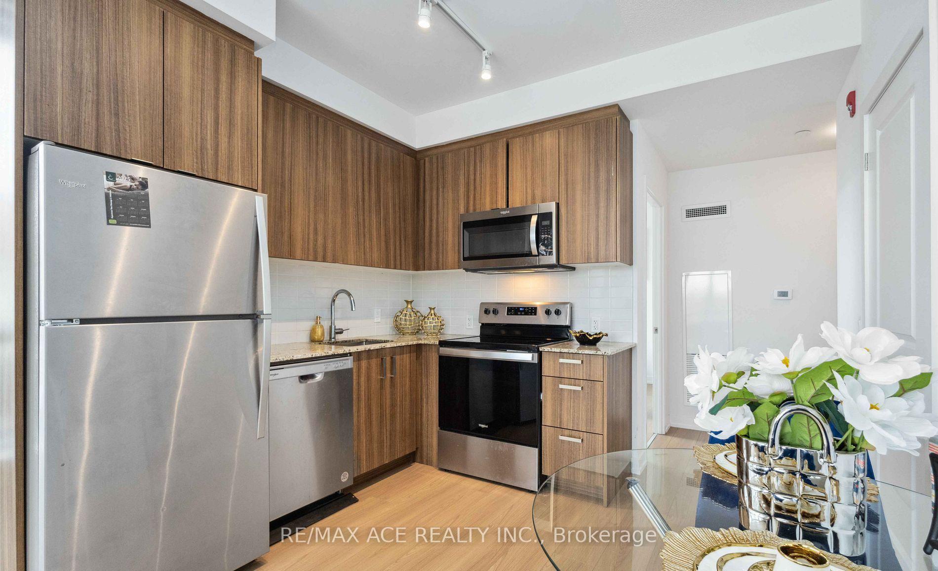 Photo 7 of Unit 204, 1010 Dundas Street E, Whitby, Pringle Creek — HOMEH