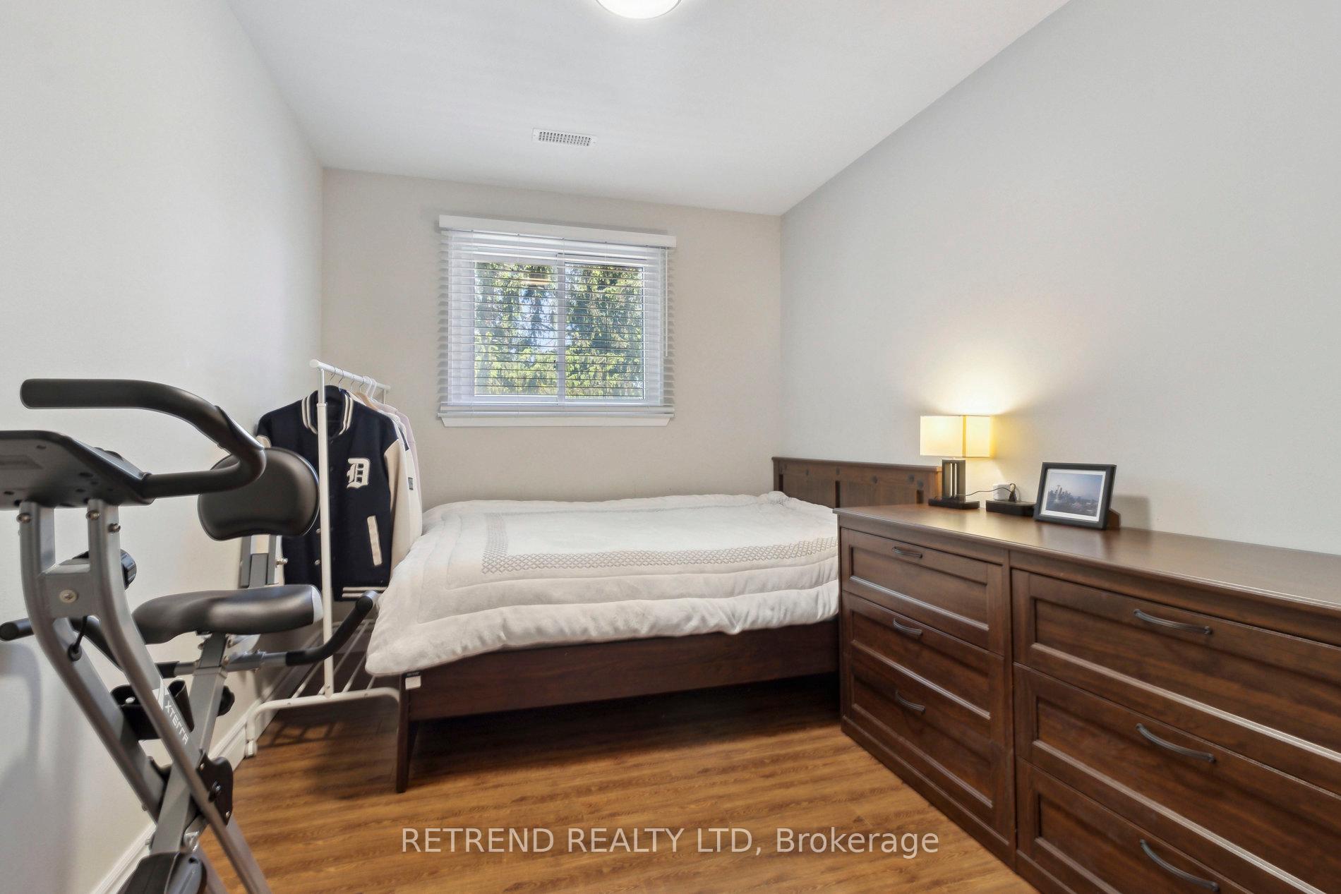 Photo 26 of 8 Niles Way, Markham, Aileen-Willowbrook — HOMEH