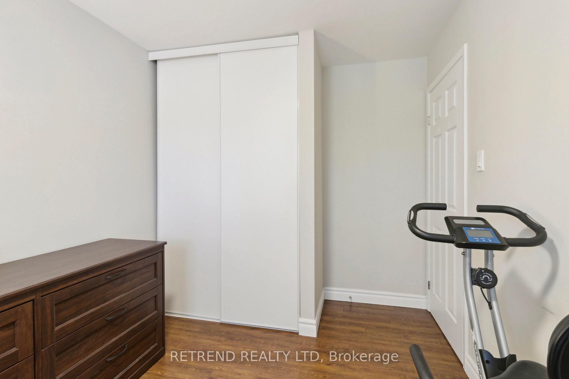 Photo 22 of 8 Niles Way, Markham, Aileen-Willowbrook — HOMEH