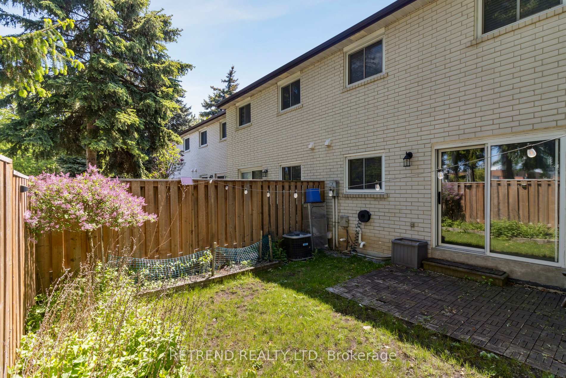 Photo 33 of 8 Niles Way, Markham, Aileen-Willowbrook — HOMEH