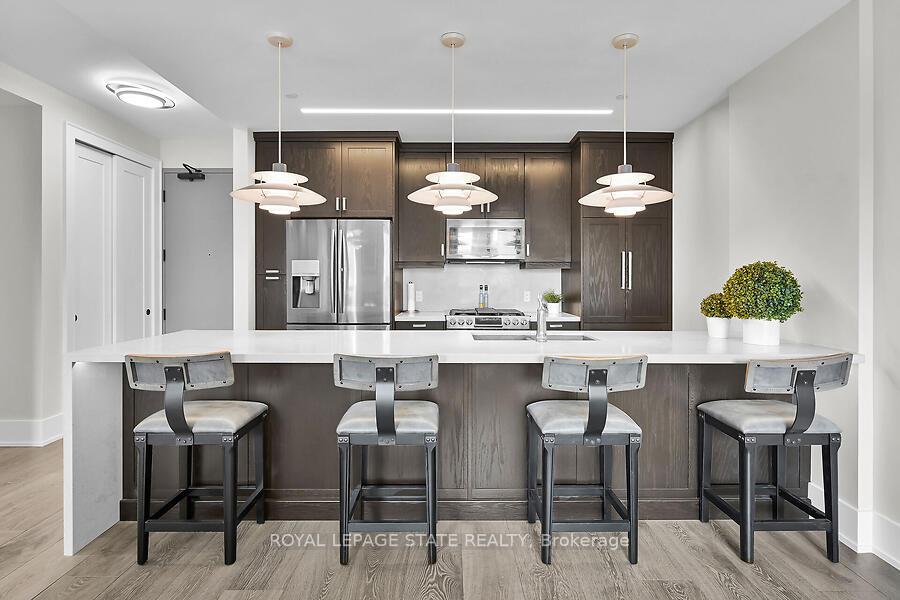 Photo 3 of Unit 804 (PH4), 181 James Street, Hamilton, Strathcona — HOMEH