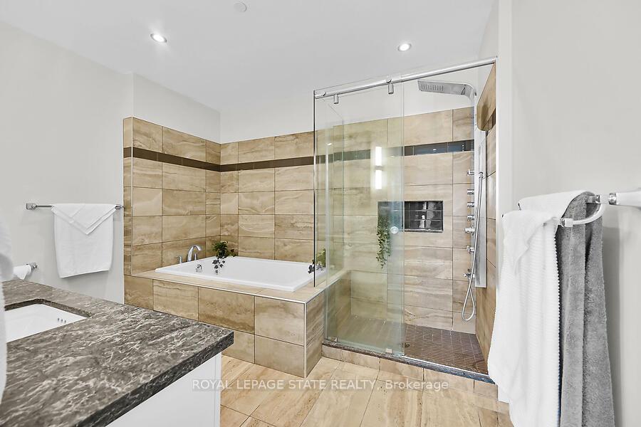 Photo 17 of Unit 804 (PH4), 181 James Street, Hamilton, Strathcona — HOMEH