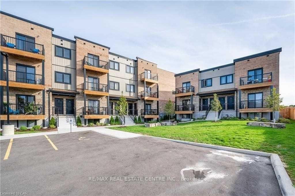 Front of Unit 3B, 164 Heiman Street