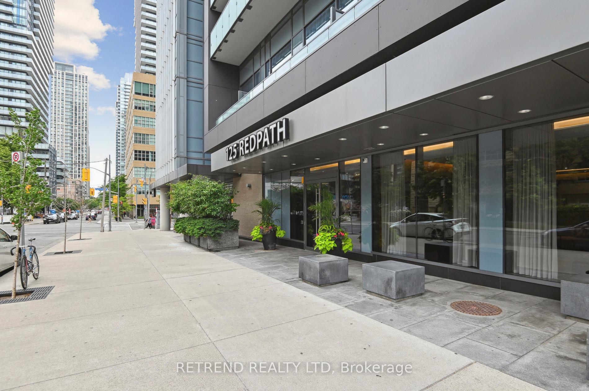 Photo 8 of Unit 1004, 125 Redpath Avenue, Toronto, Mount Pleasant West — HOMEH