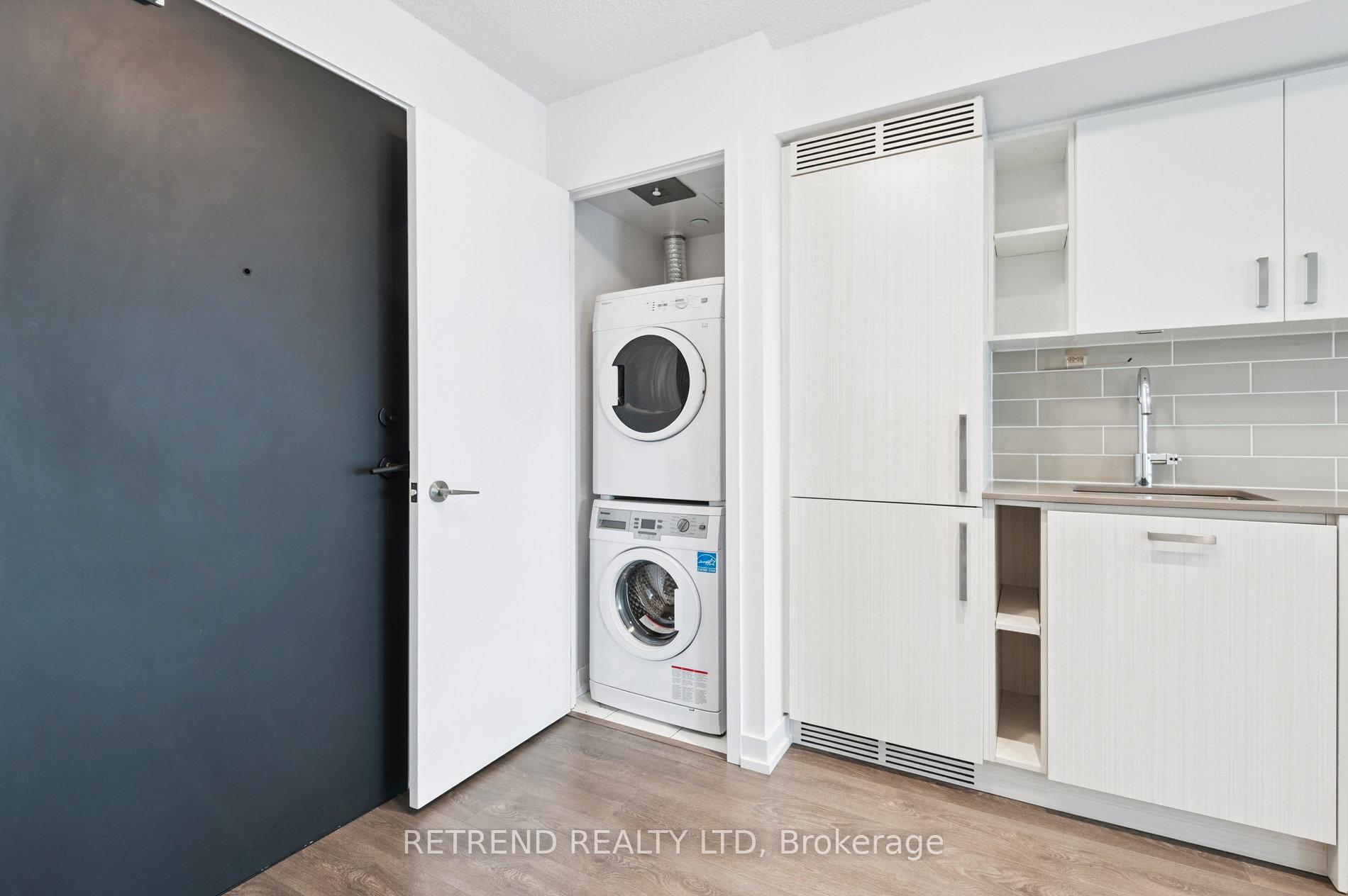 Photo 13 of Unit 1004, 125 Redpath Avenue, Toronto, Mount Pleasant West — HOMEH
