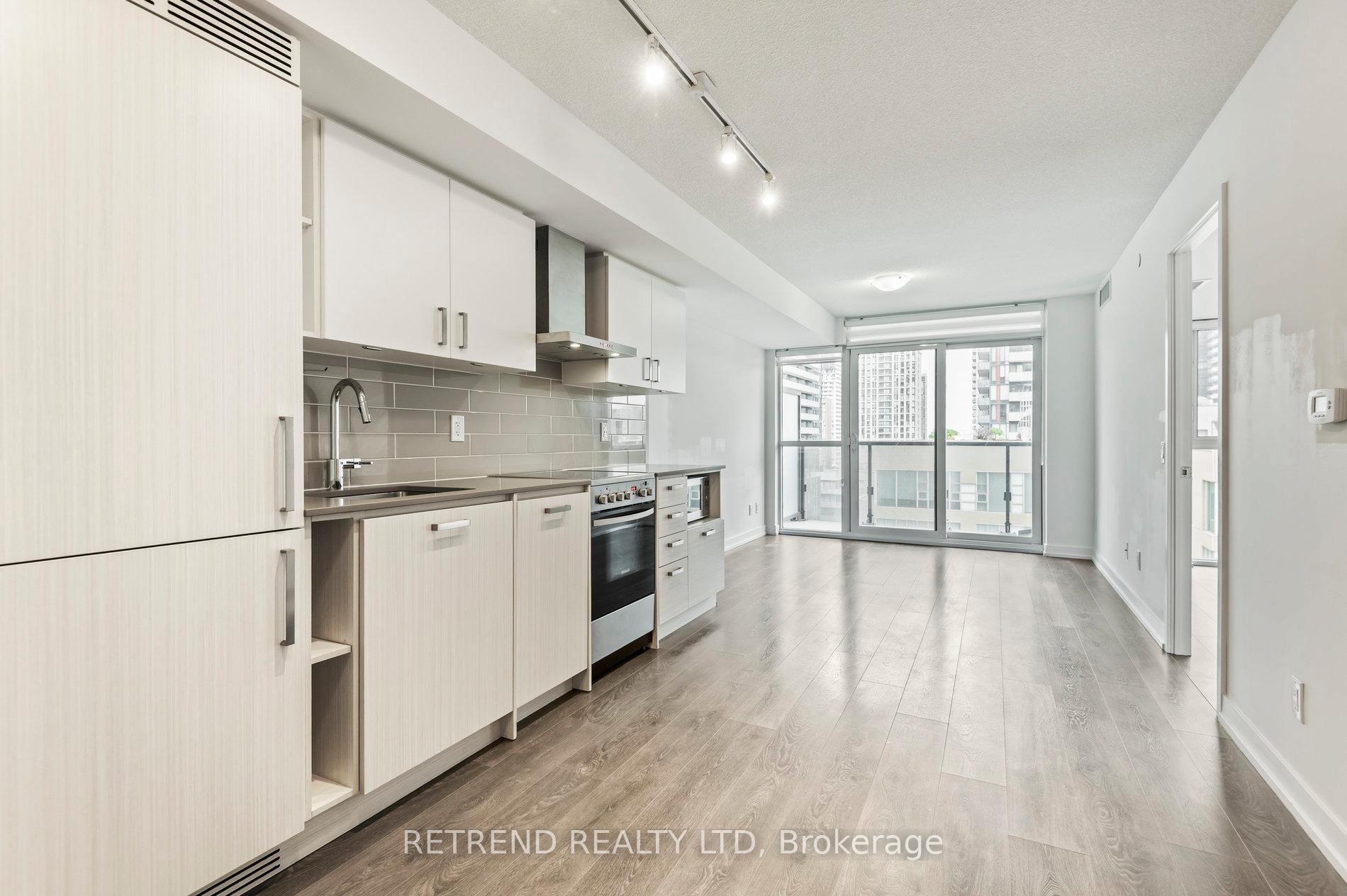 Photo 5 of Unit 1004, 125 Redpath Avenue, Toronto, Mount Pleasant West — HOMEH