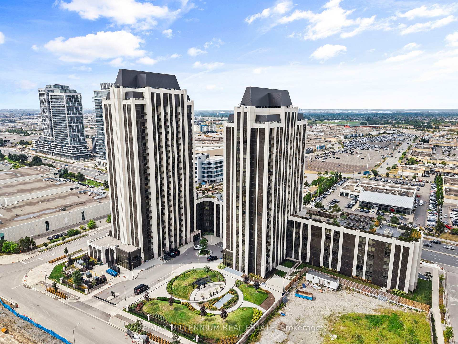 Photo 1 of Unit 309, 9075 Jane Street, Vaughan, Concord — HOMEH