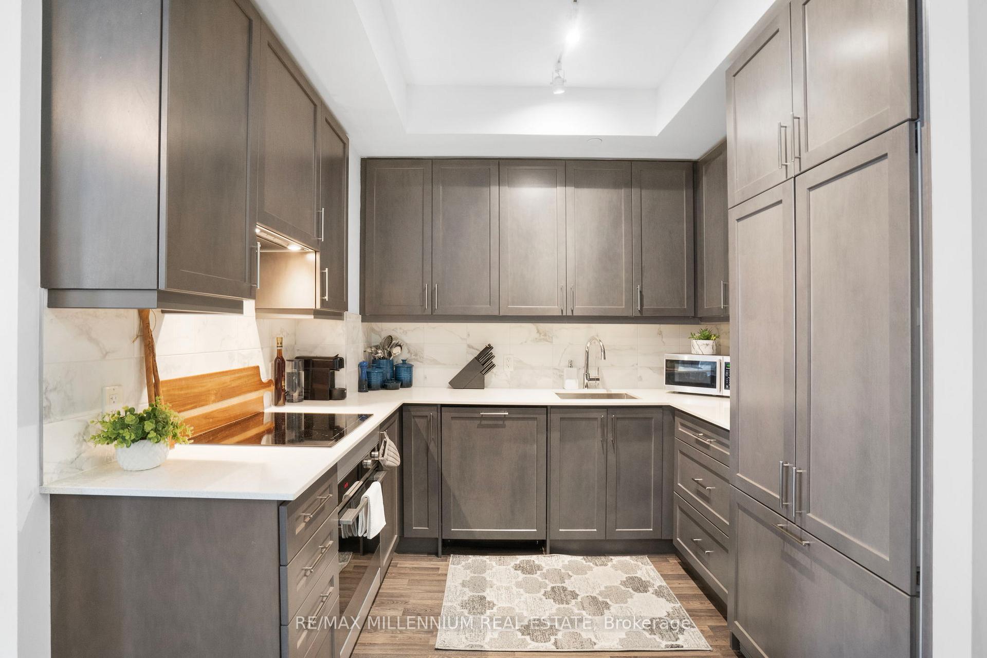 Photo 7 of Unit 309, 9075 Jane Street, Vaughan, Concord — HOMEH