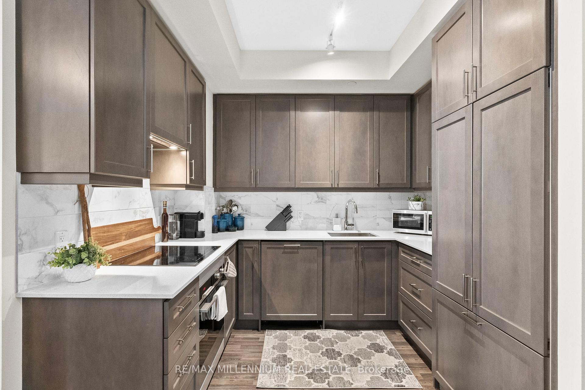 Photo 3 of Unit 309, 9075 Jane Street, Vaughan, Concord — HOMEH