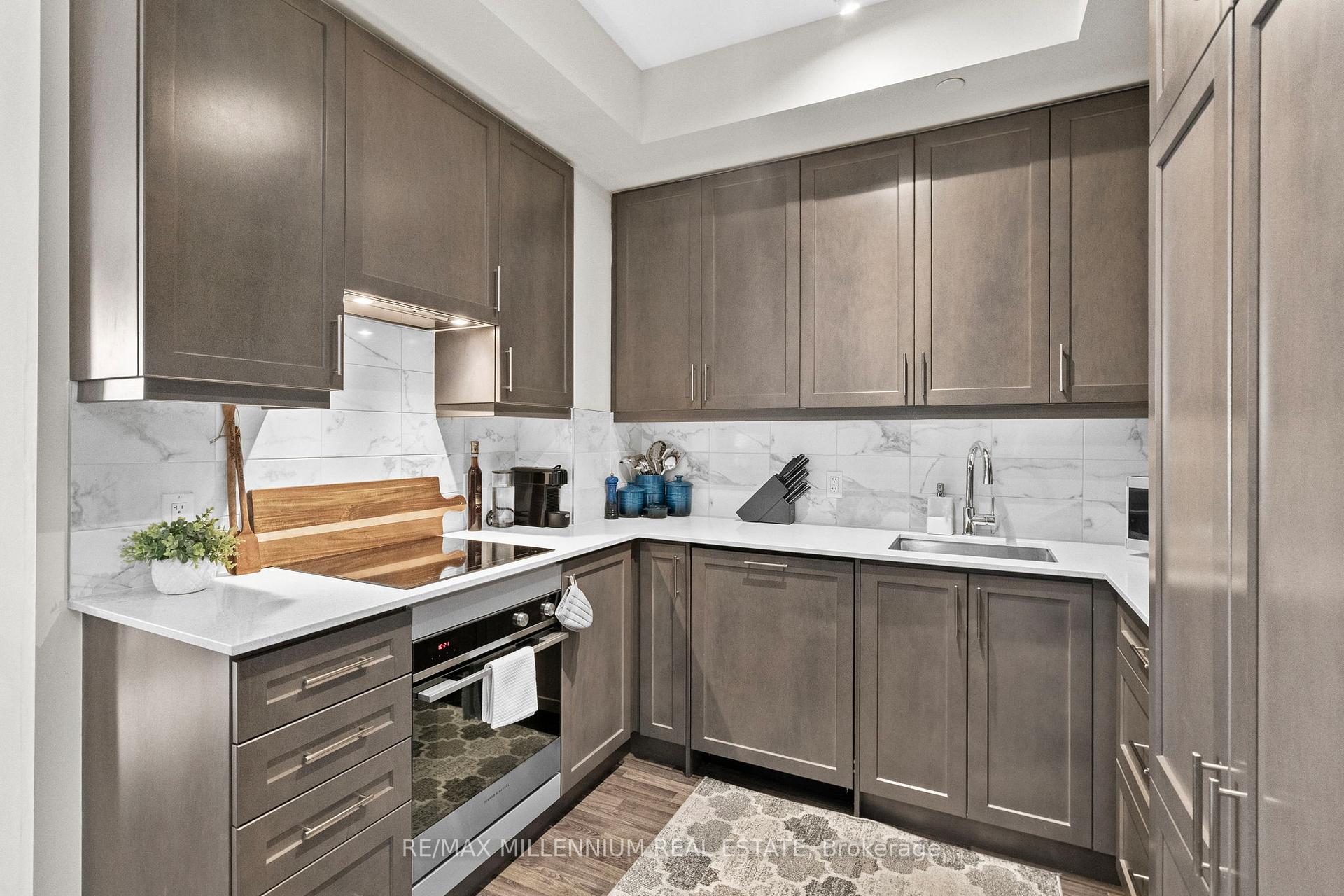 Photo 44 of Unit 309, 9075 Jane Street, Vaughan, Concord — HOMEH