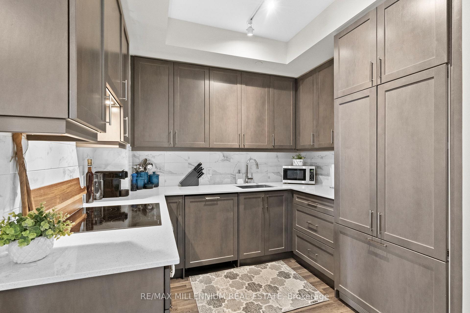 Photo 8 of Unit 309, 9075 Jane Street, Vaughan, Concord — HOMEH