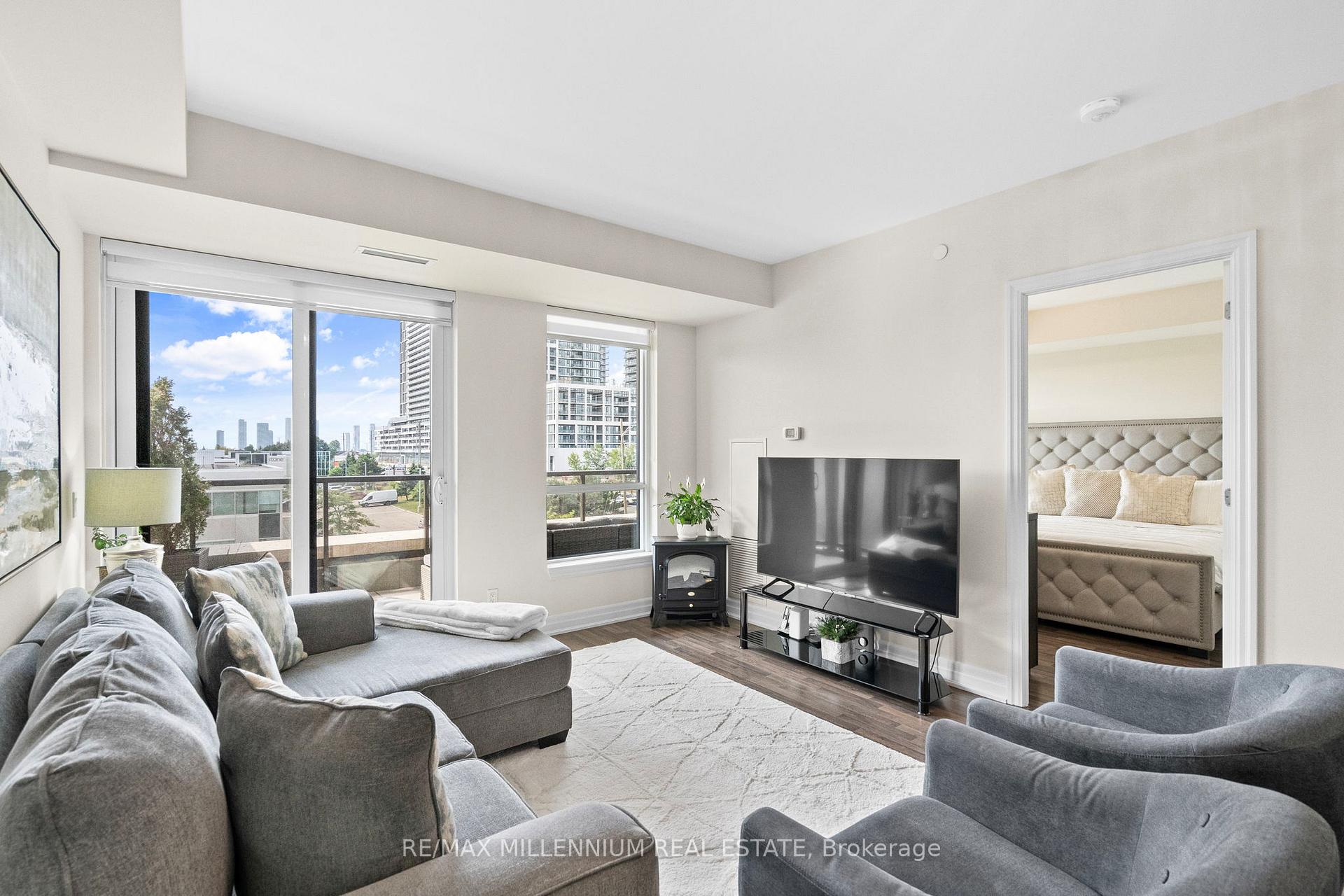 Photo 37 of Unit 309, 9075 Jane Street, Vaughan, Concord — HOMEH
