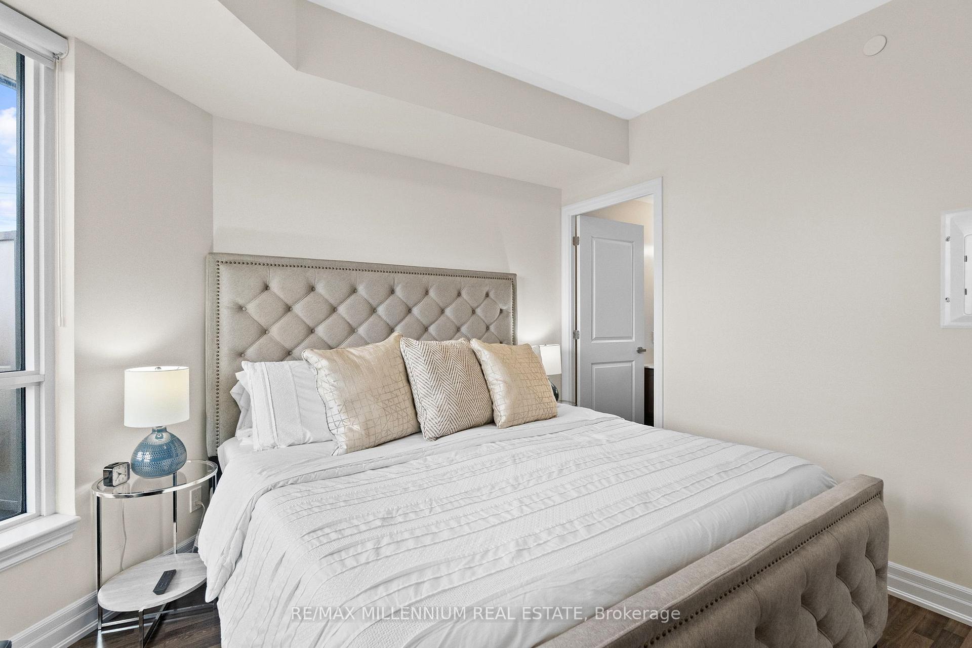 Photo 38 of Unit 309, 9075 Jane Street, Vaughan, Concord — HOMEH