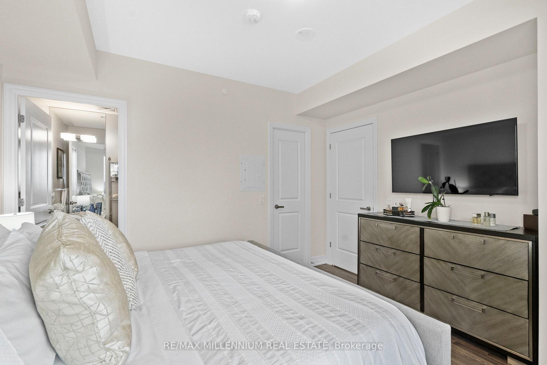 Photo 46 of Unit 309, 9075 Jane Street, Vaughan, Concord — HOMEH