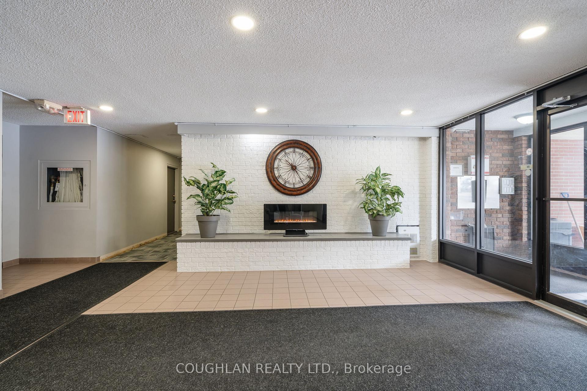 Photo 2 of Unit 407, 131 Taunton Road E, Oshawa, Centennial — HOMEH