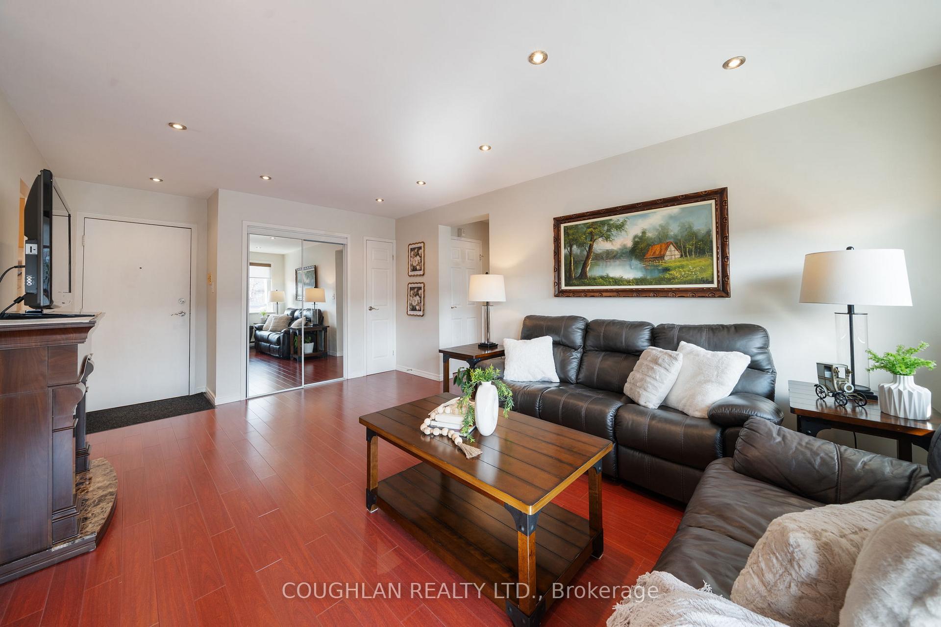 Photo 3 of Unit 407, 131 Taunton Road E, Oshawa, Centennial — HOMEH
