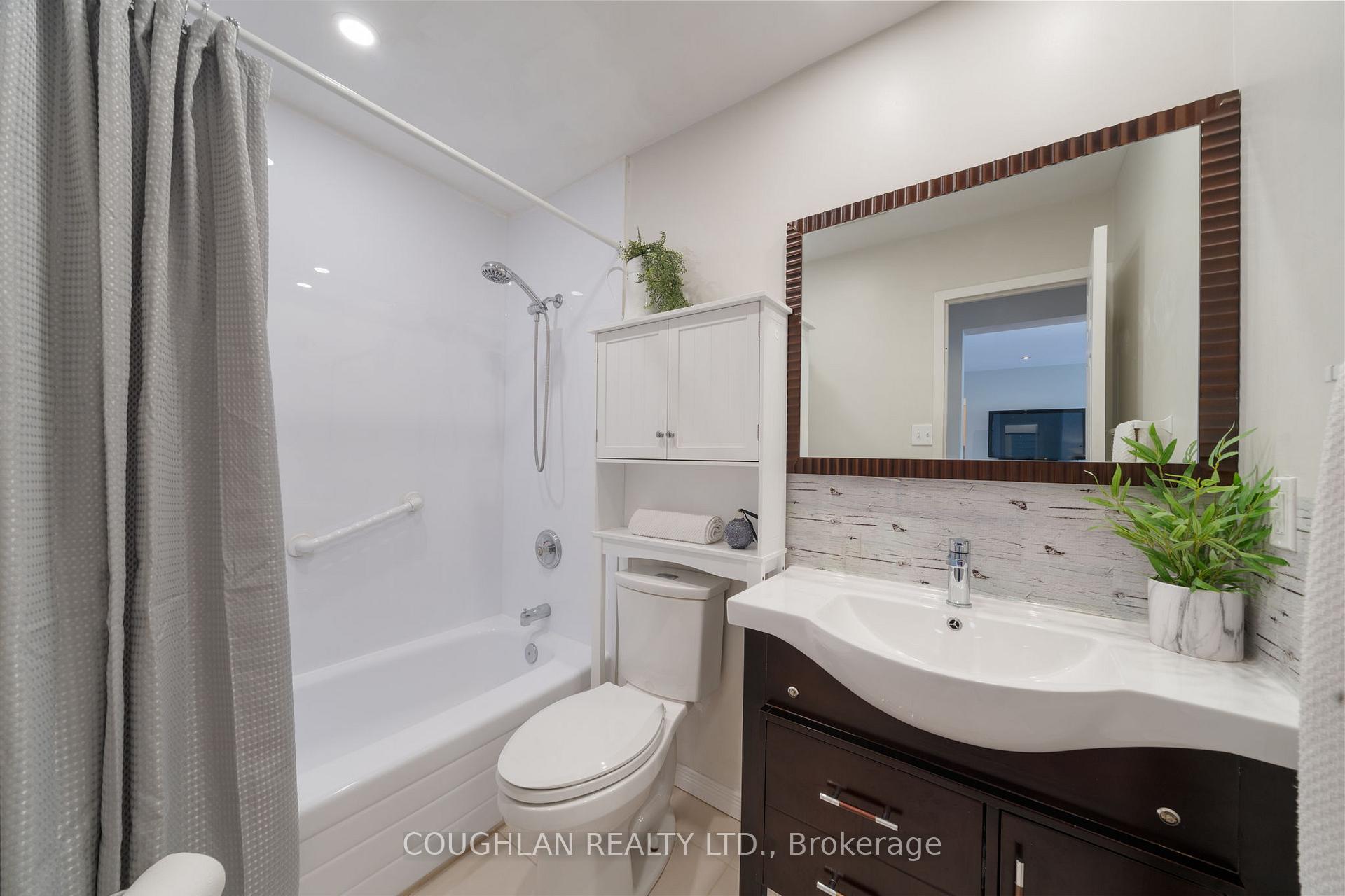 Photo 9 of Unit 407, 131 Taunton Road E, Oshawa, Centennial — HOMEH