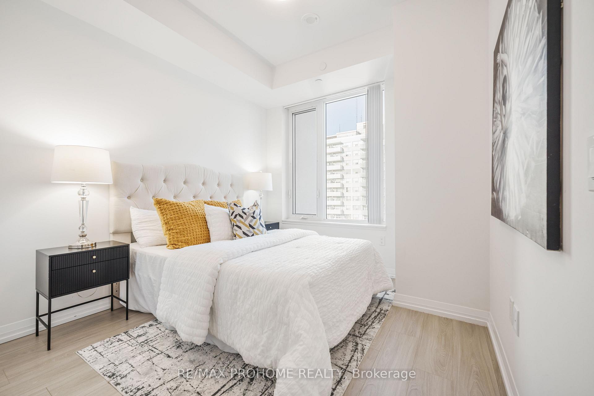 Photo 11 of Unit 2312, 50 Dunfield Avenue, Toronto, Mount Pleasant West — HOMEH
