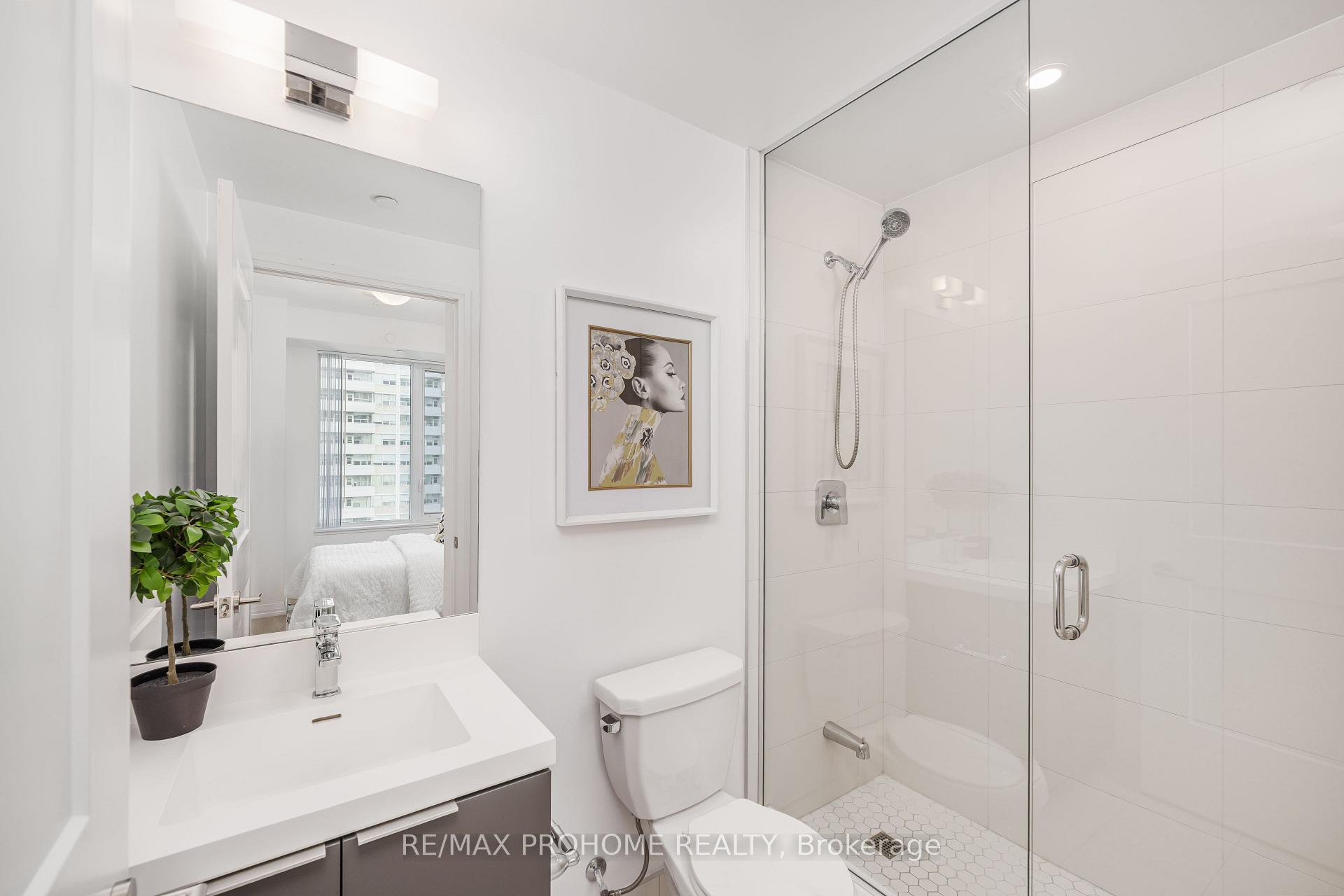 Photo 14 of Unit 2312, 50 Dunfield Avenue, Toronto, Mount Pleasant West — HOMEH