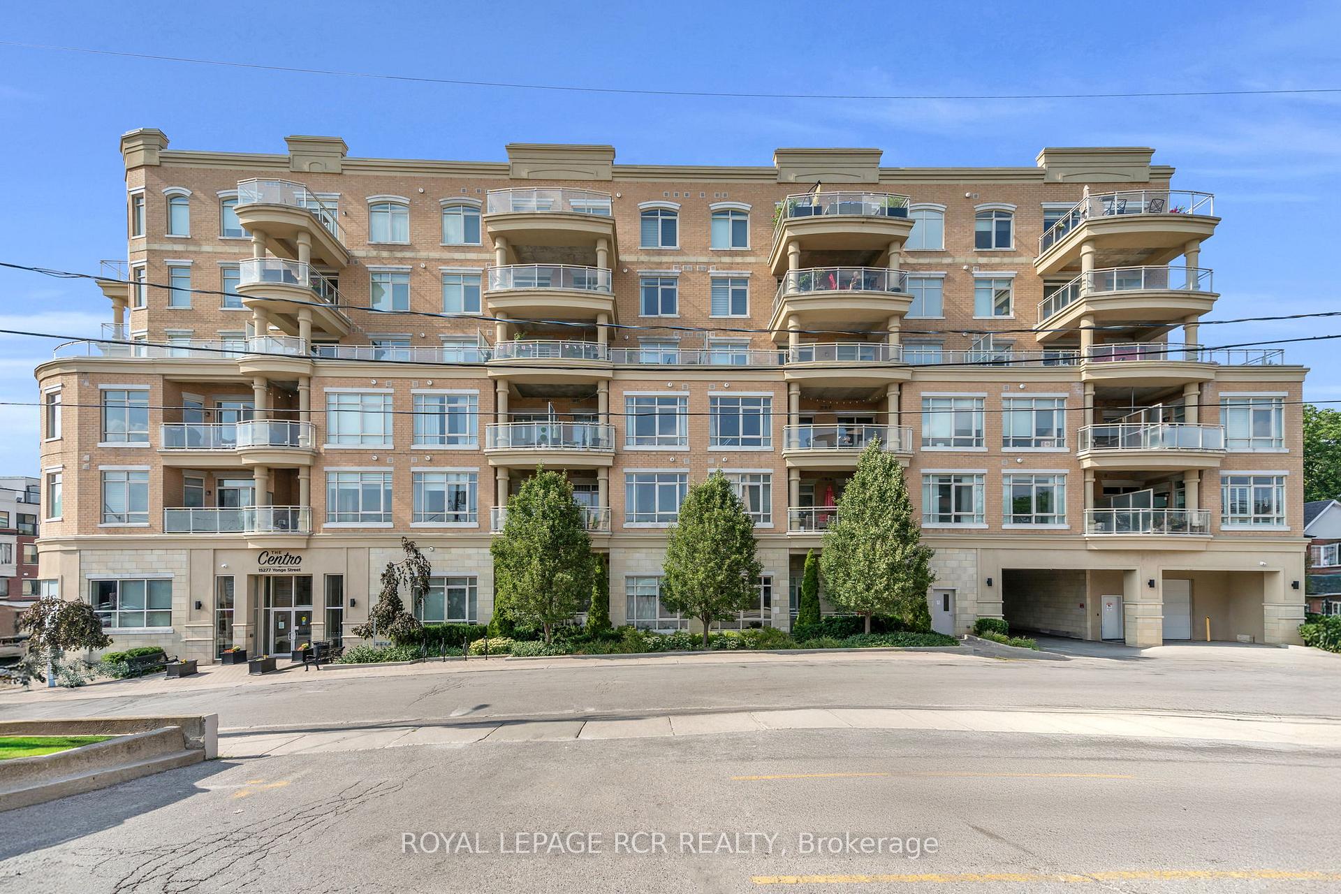 Photo 2 of Unit 409, 15277 Yonge Street, Aurora, Aurora Village — HOMEH